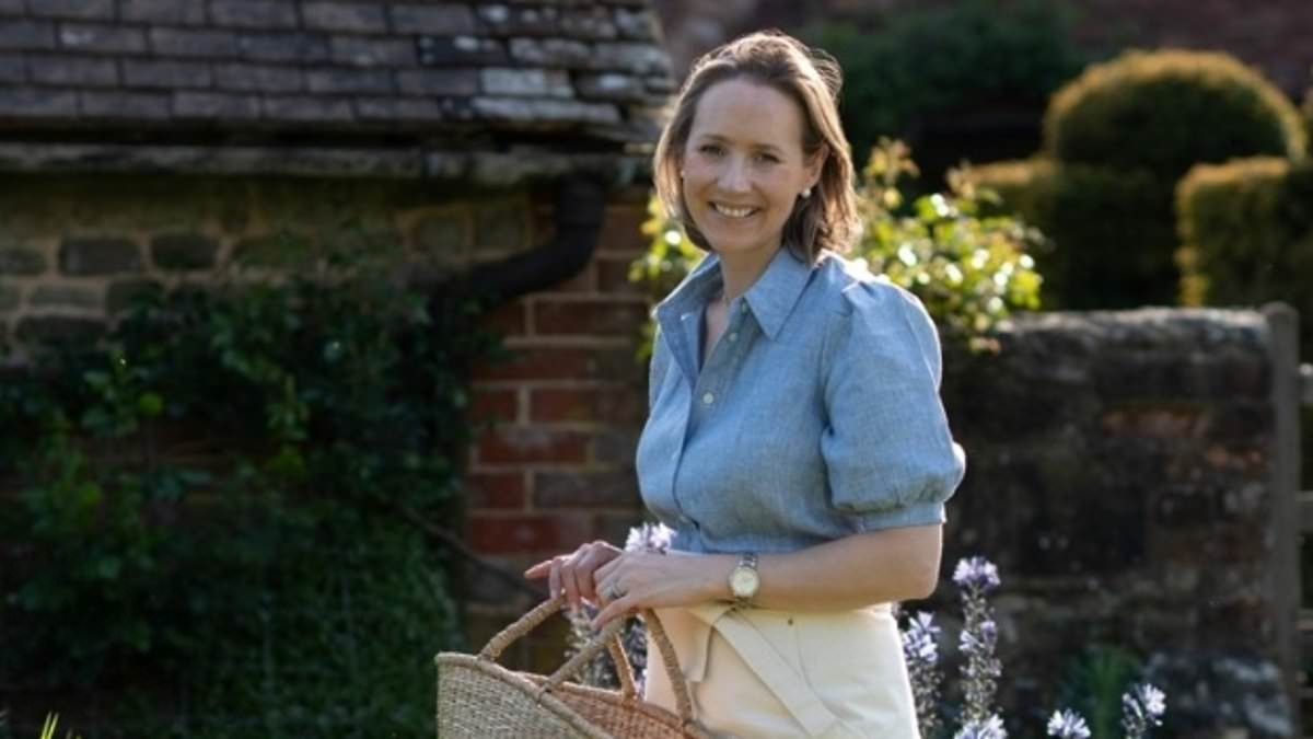 EXCLUSIVE Professional homemaker who offers £200 workshops in cooking and cleaning has followers as young as 10 years old - but insists she's NOT a tradwife