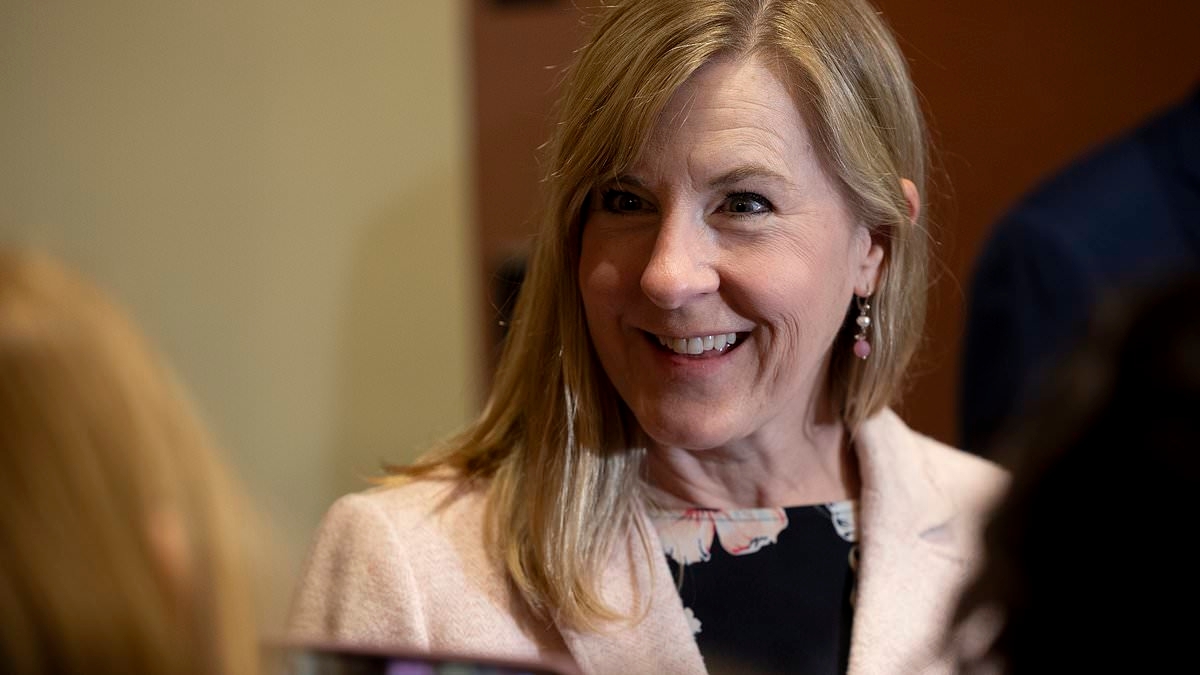 BREAKING NEWS Murdered lawmaker Melissa Hortman's home is BURGLED four days after her killing in crime-ridden Minneapolis suburb