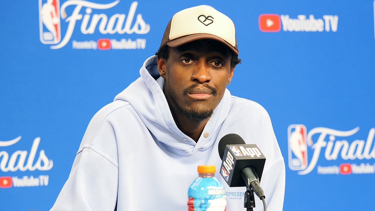 NBA fan tries to distract player taking free throws in the most remarkable way