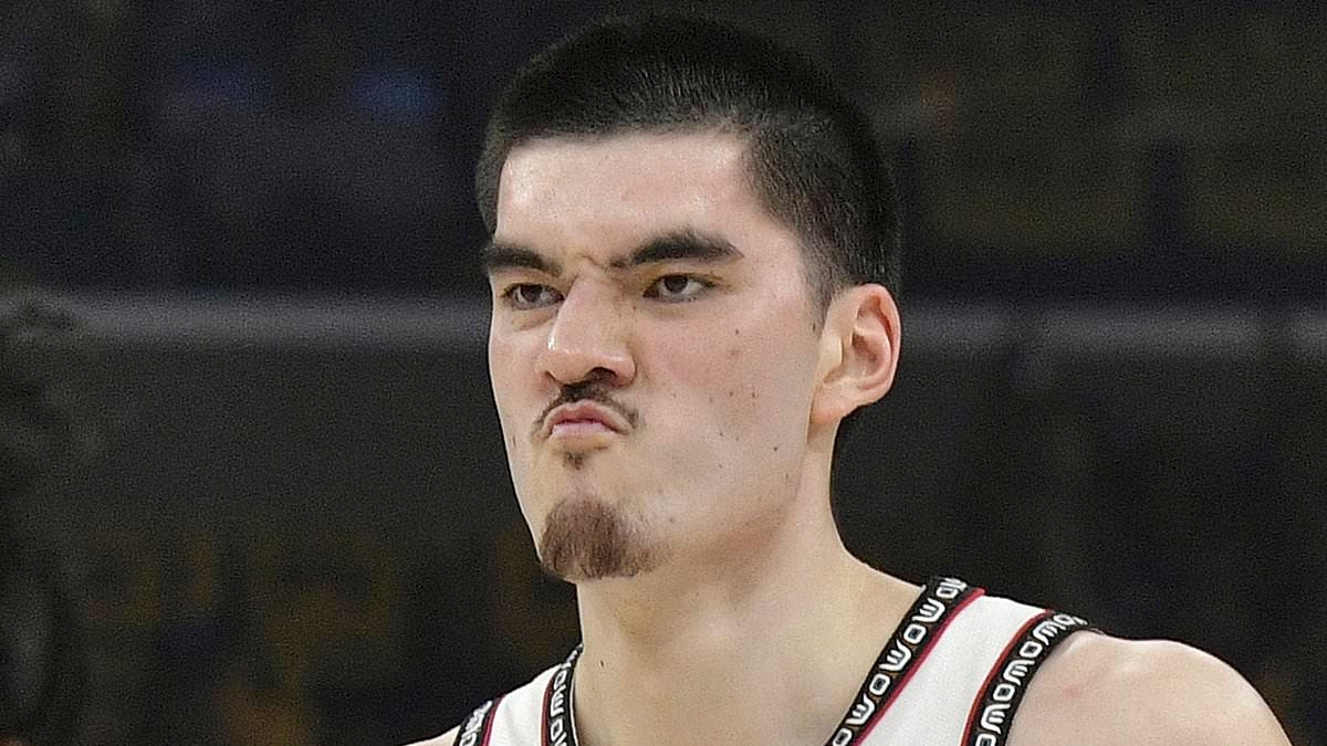 NBA star Zach Edey charged with reckless driving after cops allegedly caught him at 101mph