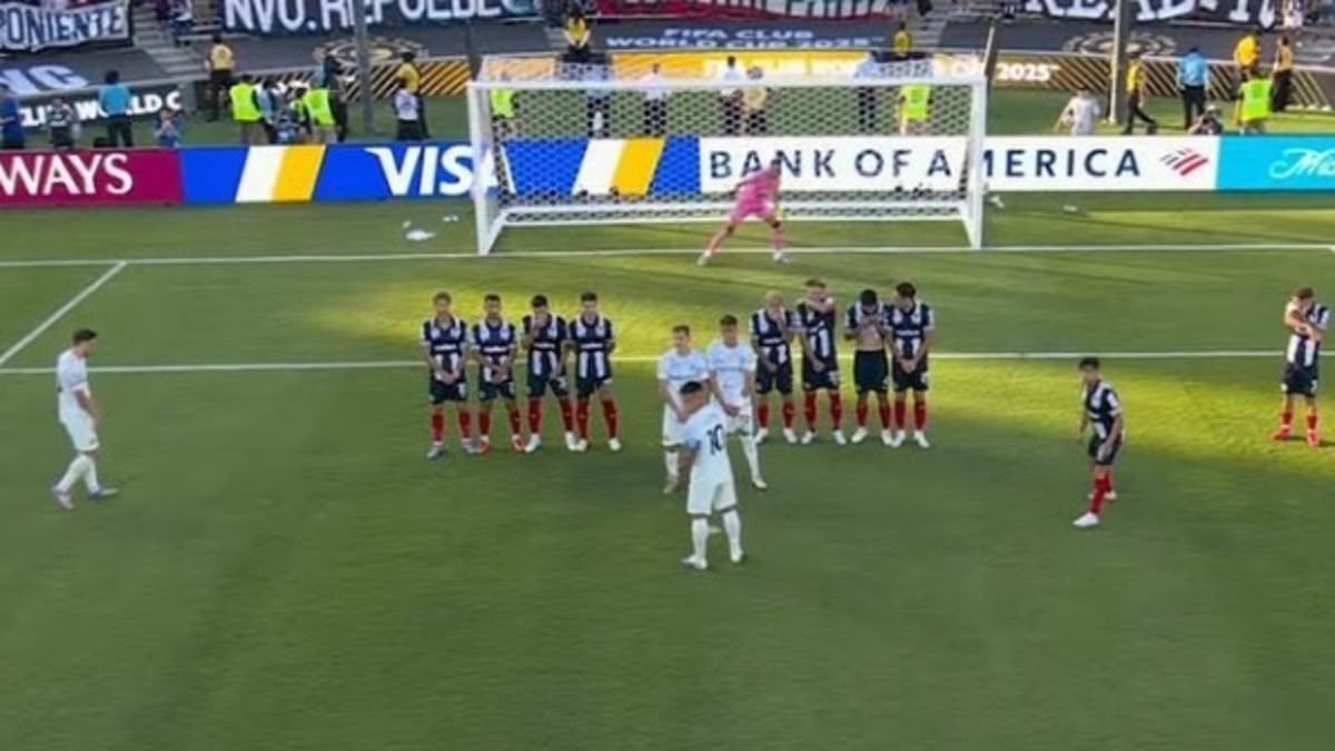 Fans claim the 'game's GONE' as Mexican side deploy never-before-seen tactic at the Club World Cup