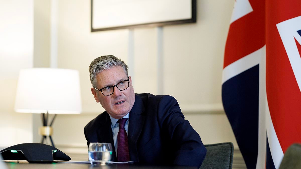 Starmer 'must give green light for Trump's Iran strikes': Frantic diplomacy as US could launch nuclear bunker raids from Diego Garcia base - with UK bracing for retaliation