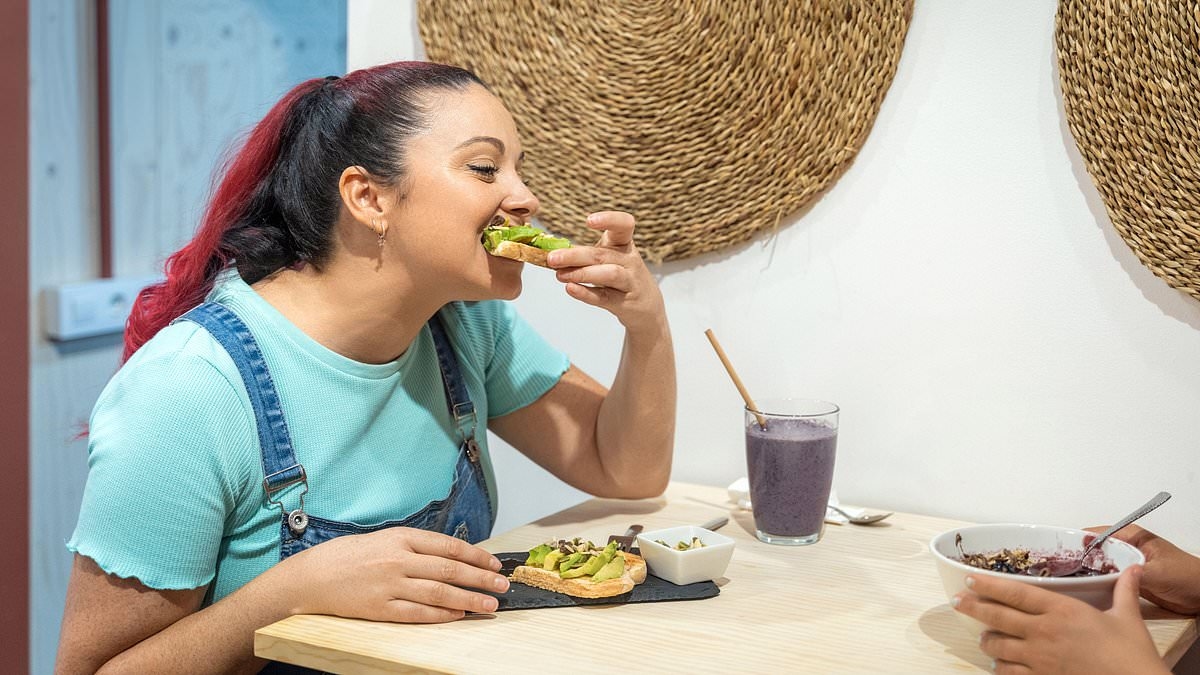 What your eating habits say about you, according to a psychologist