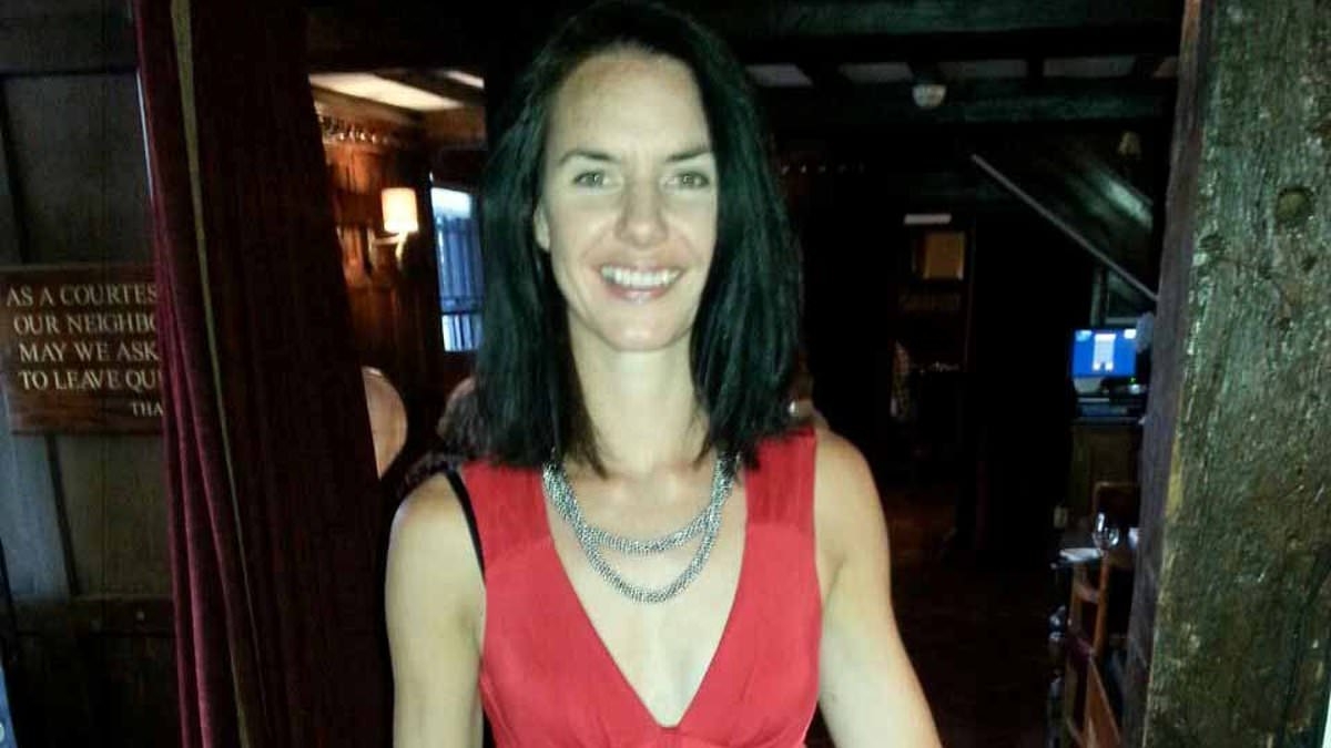 EXCLUSIVE City high flyer sues plumbers and developers for £200,000 over £1m five-bedroom home 'that made her family so ill they had to go to the toilet 15 times a night'