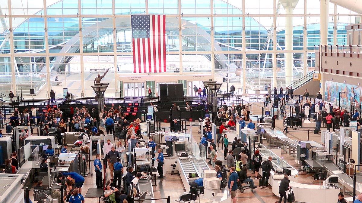 Flight prices to the USA have dropped to lowest since pre-pandemic - and could get even cheaper