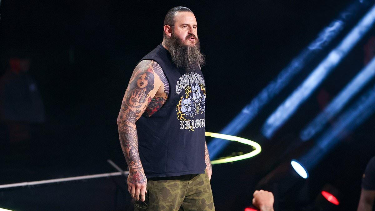 AEW star Brody King takes huge jab at Donald Trump immigration policy as he wears protest T-shirt in Mexico