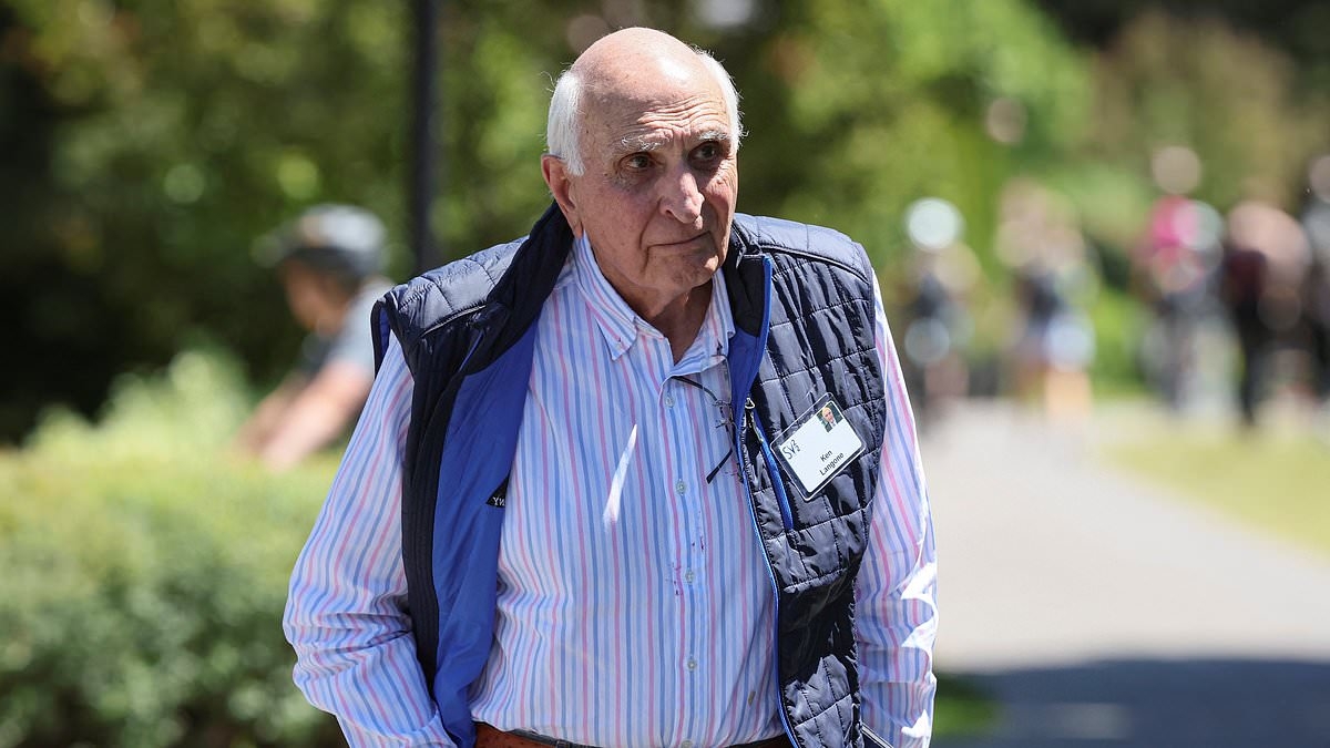 Home Depot founder warns of 'scary' indicator in US markets
