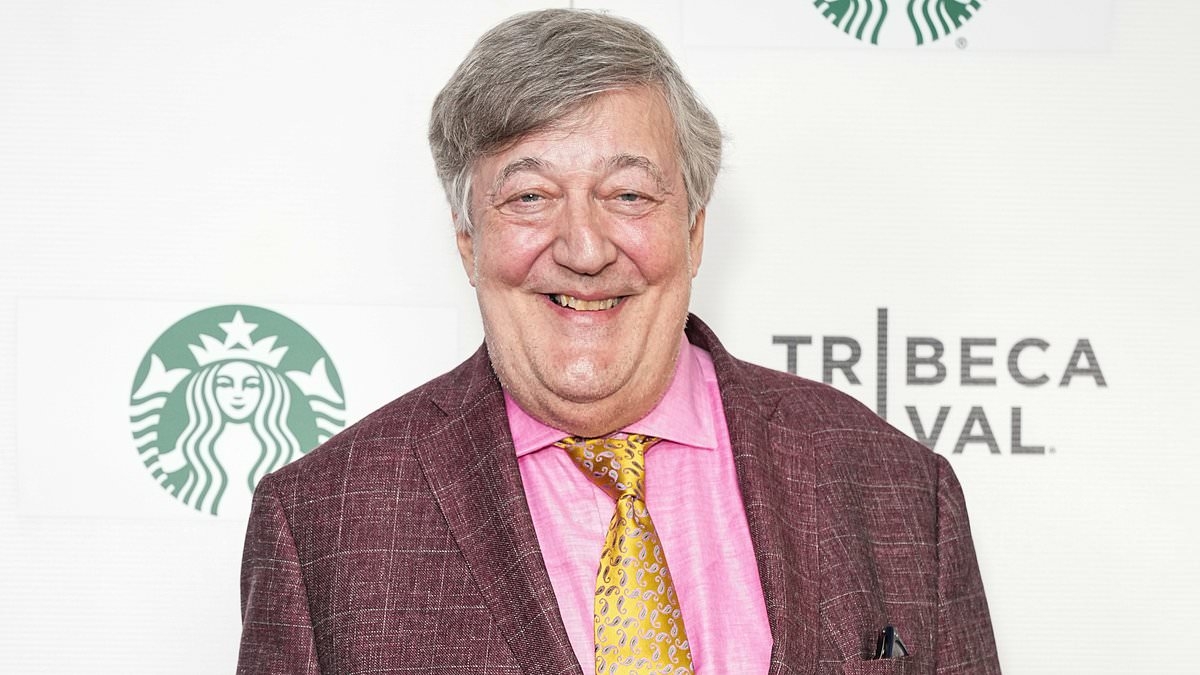 From national treasure to pompous old fool, Stephen Fry's journey of smuggery is now complete: JAN MOIR