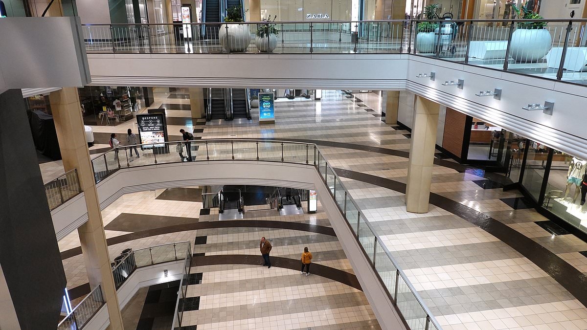 San Francisco's biggest mall loses another clothing store as businesses battle theft and run-down environment