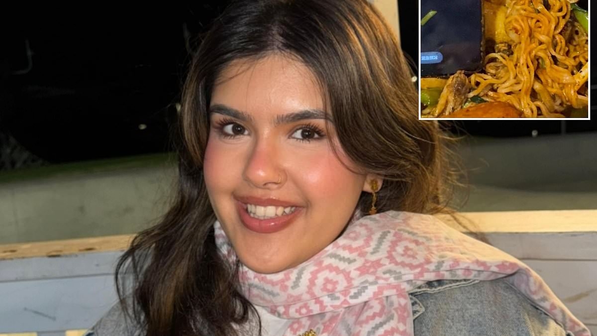 Adelaide woman makes a gross discovery while eating her Chinese hotpot takeaway