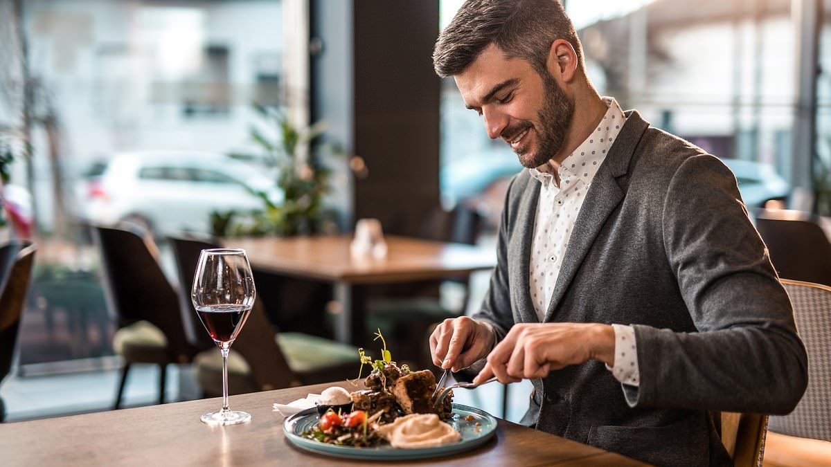 America crowns new favorite restaurant chain as LongHorn Steakhouse dethroned by bitter rival
