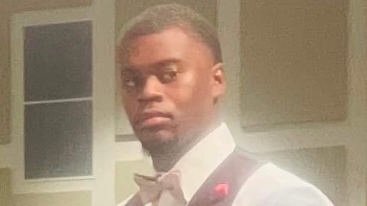 Anti-crime crusader who knocked on mayor's door with horrific props is arrested for attempted kidnapping