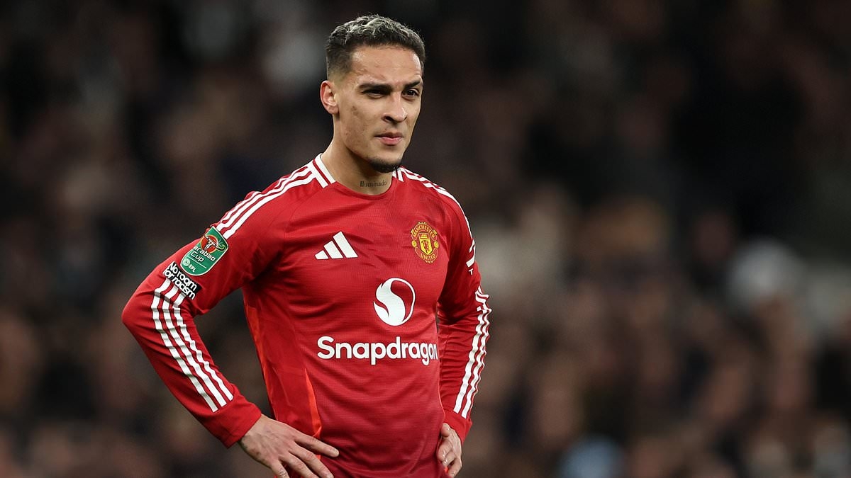 Shock Serie A side 'enter race for Antony' as Brazilian makes his preference clear while Man United look to cut their losses on £86m flop