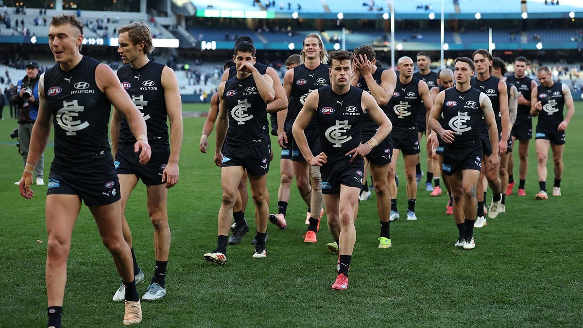 Blues booed off the MCG after crashing to humiliating loss to North Melbourne: 'Don't worry Carlton. I give up too'