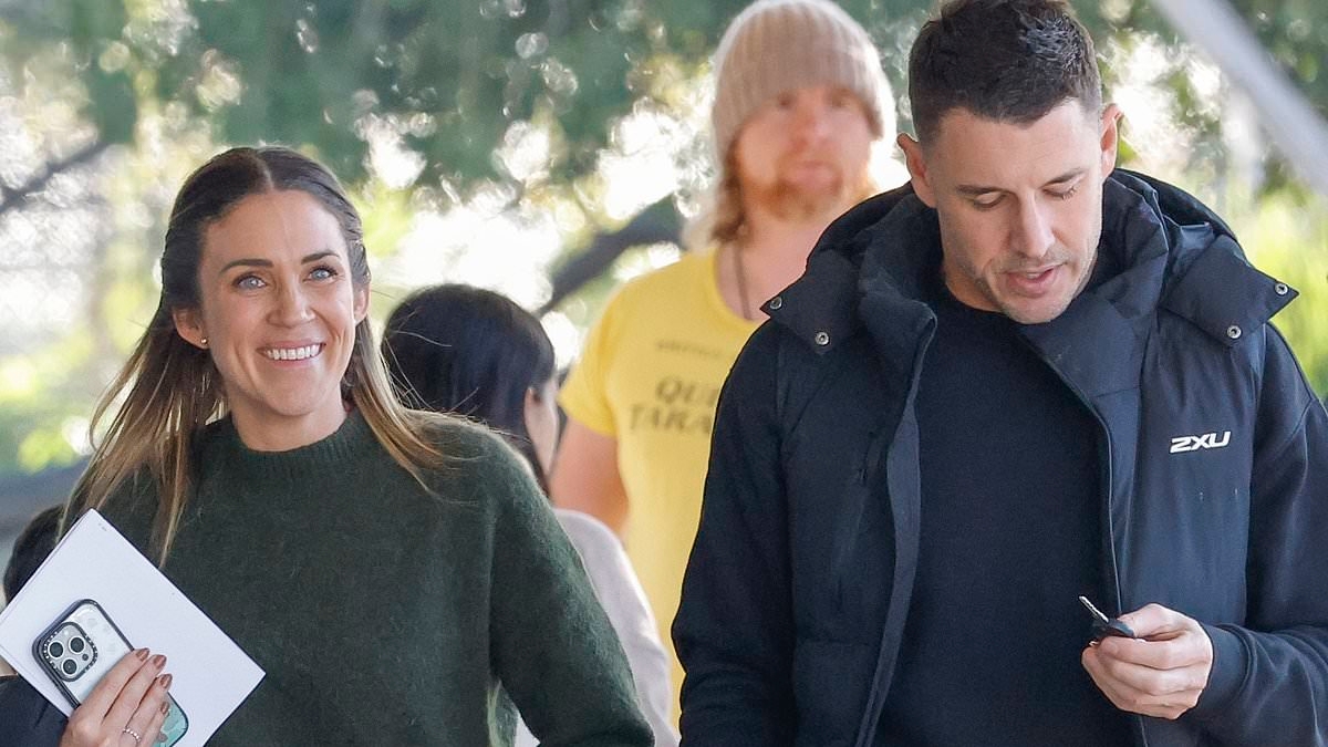 Georgia Love and ex Lee Elliot reunite at their Hampton house auction and enjoy a trip to their local cafe - just a few months after their shock split