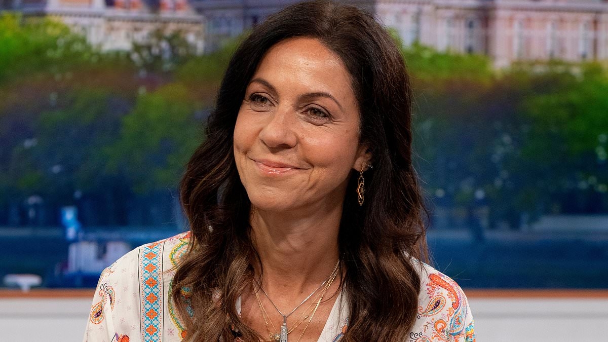 Julia Bradbury, 53, takes a 'healing' dip in the ocean as she discusses the importance of finding purpose while battling cancer in emotional post