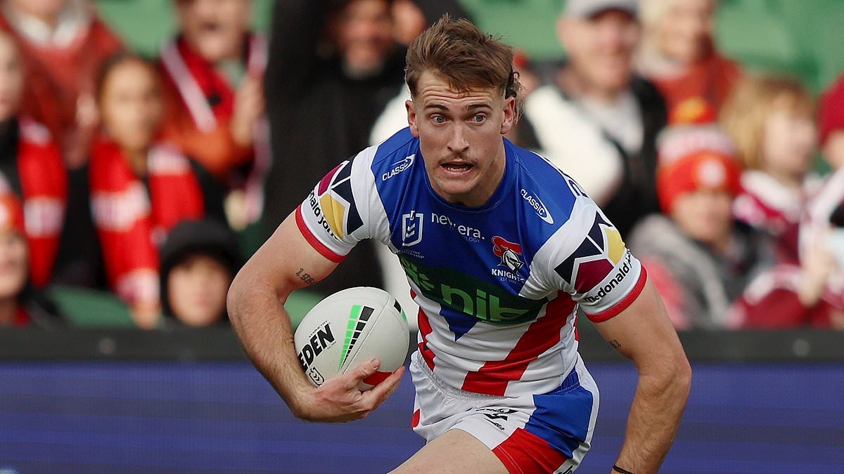 Newcastle Knights star Fletcher Sharpe hospitalised with lacerated kidney following concussion