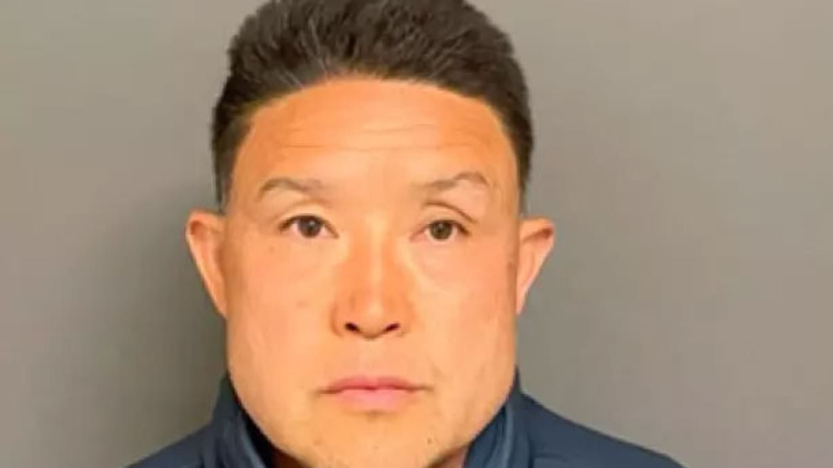 Animal trainer and his girlfriend are arrested for killing 10 dogs in their care