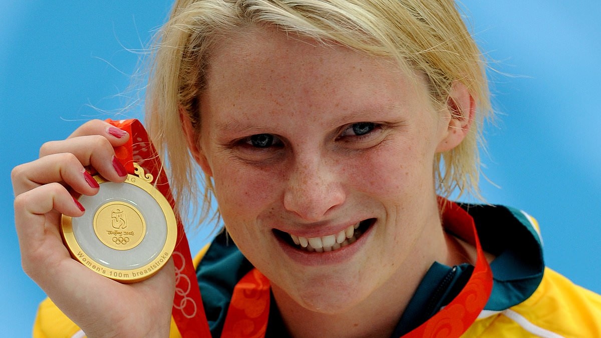 Aussie Olympic legend Leisel Jones breaks down in tears while opening up about suicide moment