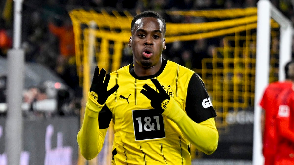 European giant 'starts talks with Jamie Gittens', as Chelsea face serious threat for £55m Borussia Dortmund star