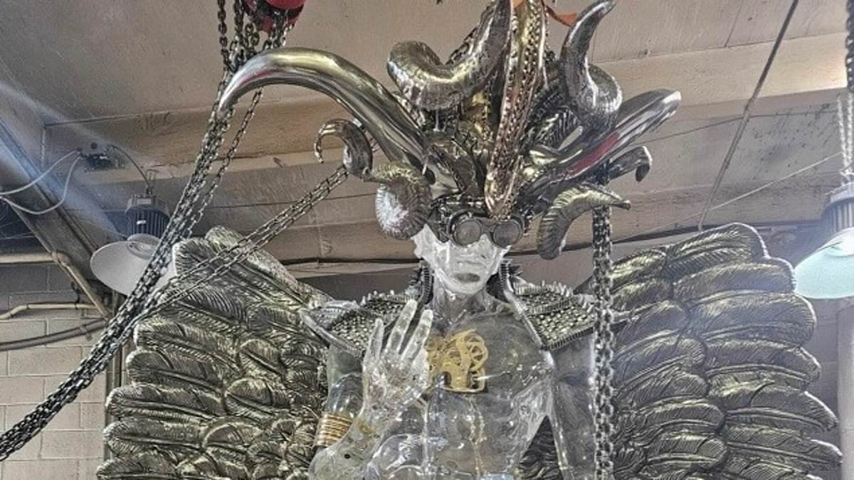 Mystery as huge $2.1M sculptures vanish from LA warehouse
