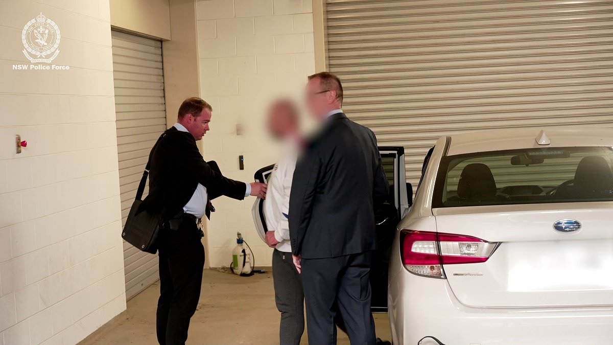BREAKING NEWS Sydney accountant accused of using his role to help a major organised crime network - as details of secret scheme emerge