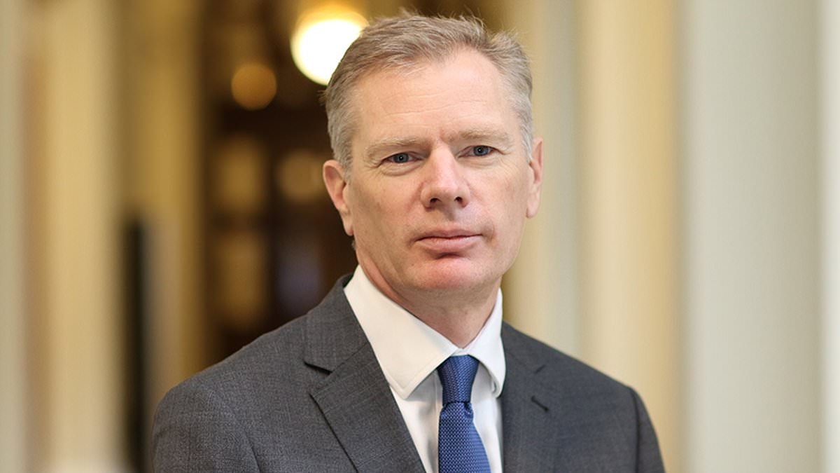 Former UK Ambassador to Iran says Britain has always wanted 'lasting solution' to Iran's growing Nuclear weapons programme