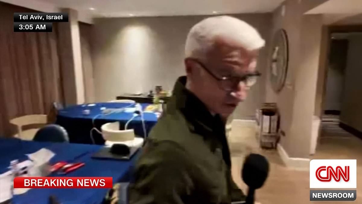 CNN star forced to evacuate live on air in Israel amid missile strike