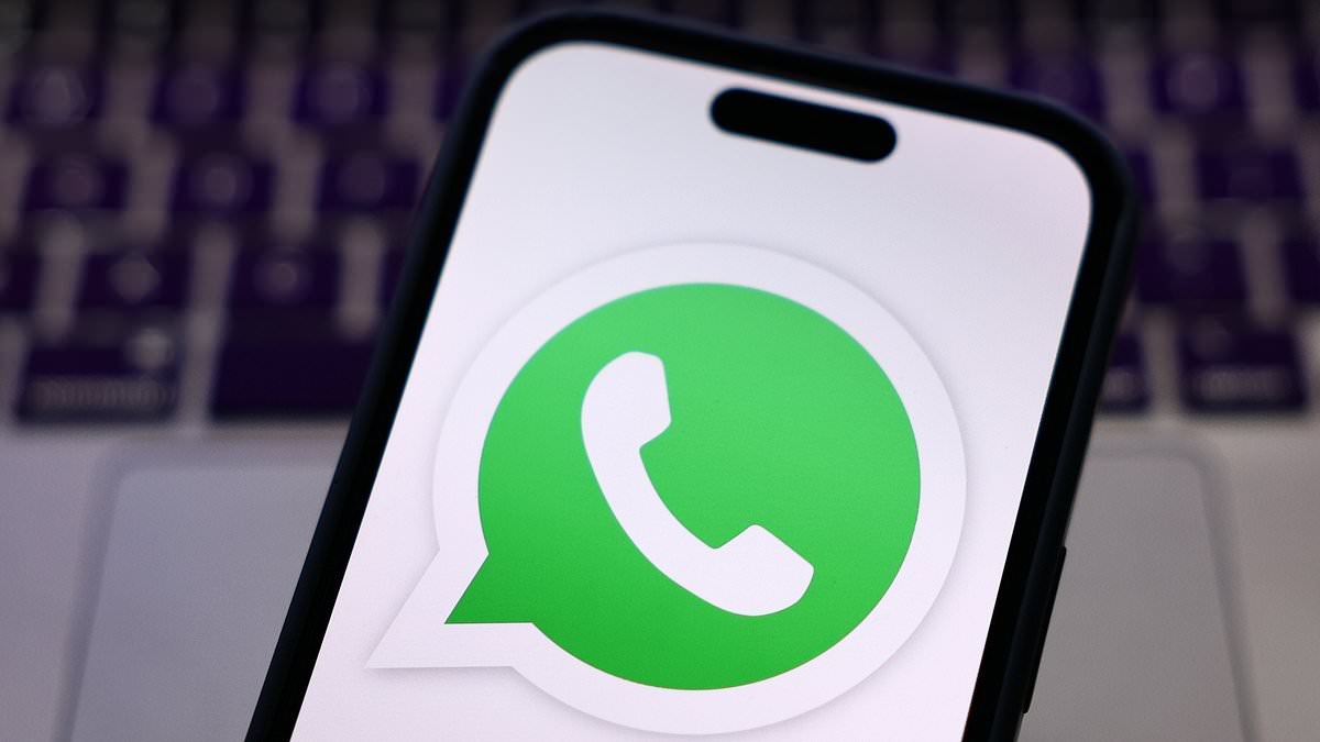 WhatsApp has made a subtle change that has left users FURIOUS - as one vents it's 'hurting my eyes'