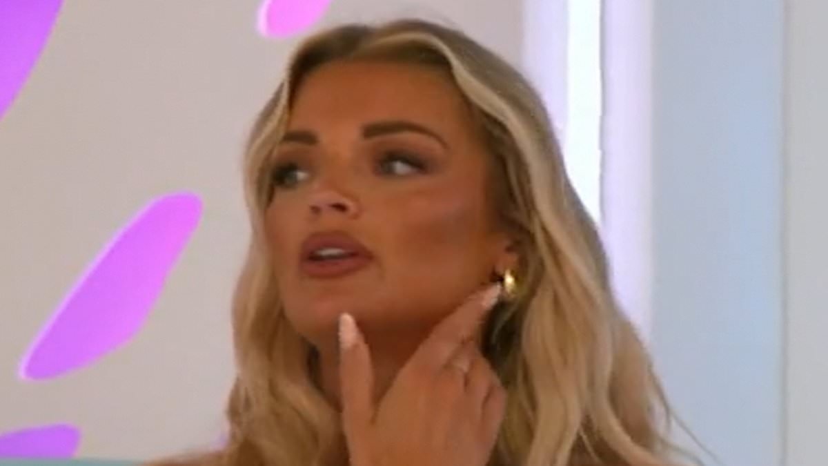Love Island fans figure out how Helena Ford really feels about Harry Cooksley as she confronts him after shock recoupling