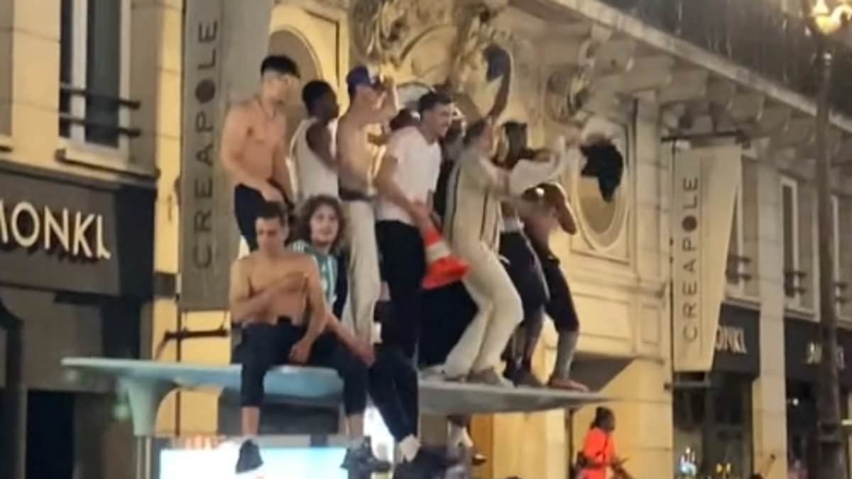 Festival goer recalls 'fearing for her life' at international music event amid overcrowding concerns after 145 people report being pricked by syringes