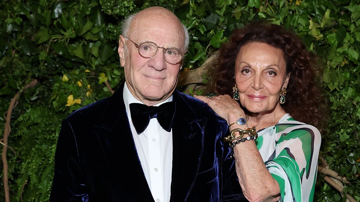 Diane von Furstenberg goes solo in Venice ahead of Jeff and Lauren's wedding after her husband came out as gay