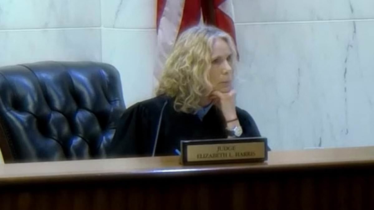 Colorado courtroom left open-jawed as lawyer calls judge 'honey' in awkward slip of tongue