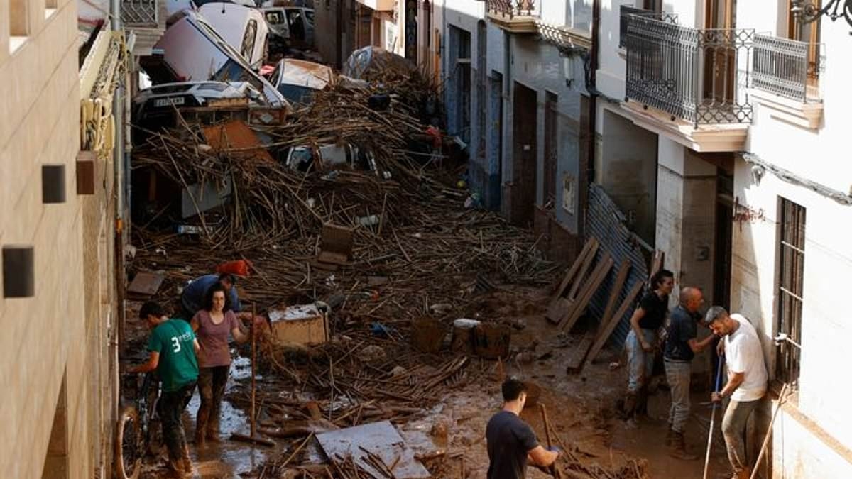 ROLAND WHITE reviews Why Cities Flood: Spain's Deadly Disaster - 'Astonishing footage of Spain's killer flood was an hour of non-stop drama'