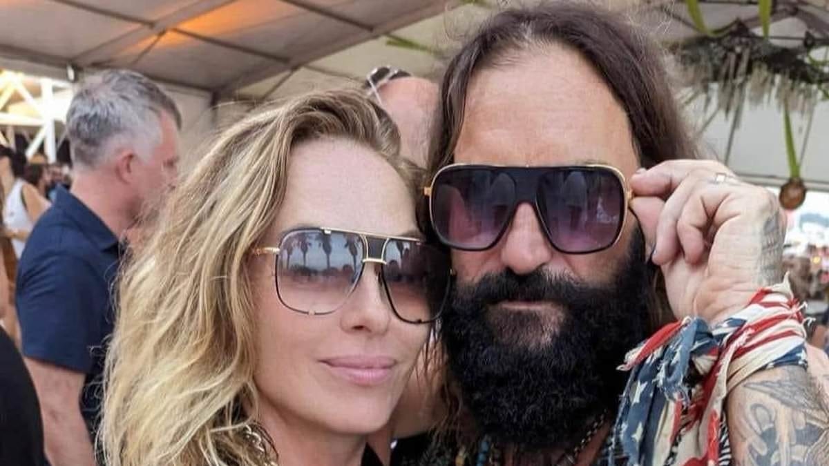 British couple 'lucky to get out alive' after their apartment in Spain is destroyed in arson attack which has left them homeless