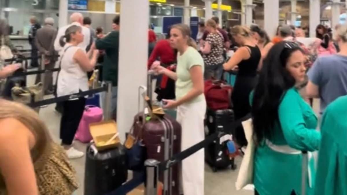 Thousands of Eurostar passengers facing cancellations and severe delays following cable theft