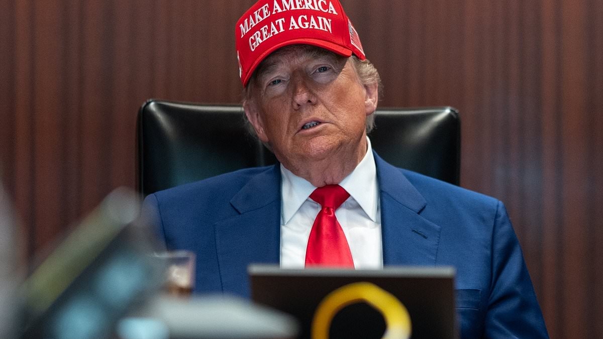 Poll: Americans reveal verdict on Trump's Iran bombing