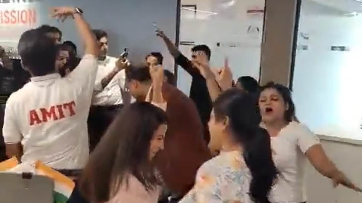 Air India issues statement after top officials seen partying