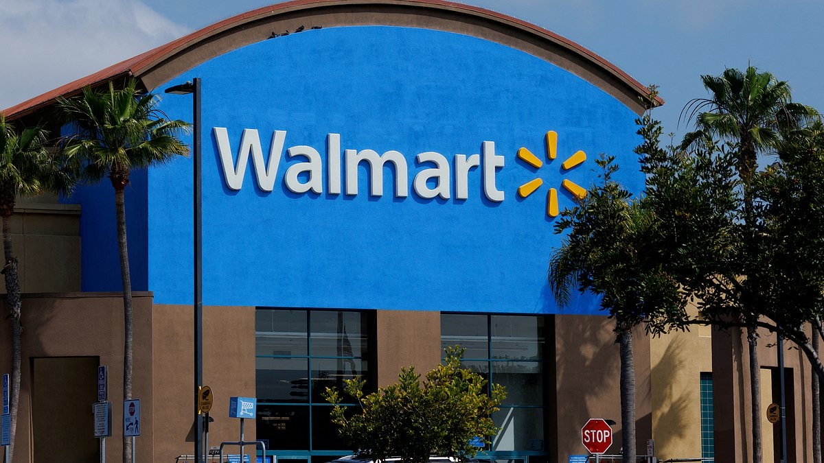 Walmart shopper stunned after being hit with $25.68 receipt charge: 'Pay attention!'