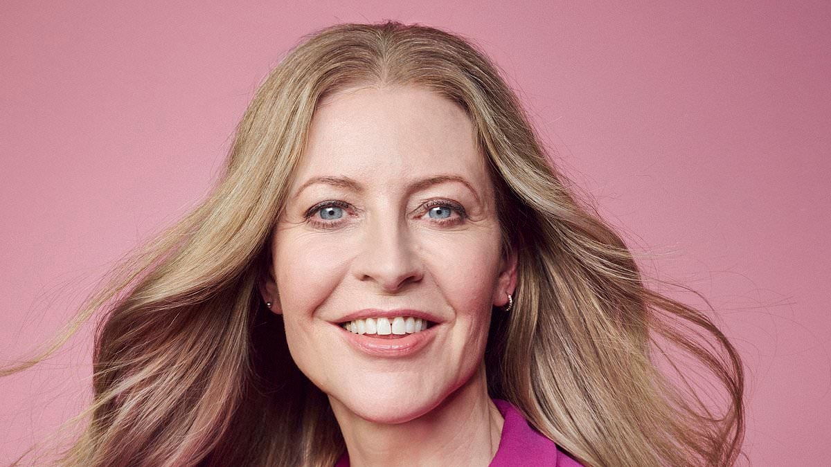 The 7 tweakment rules beauty insiders follow to look younger without ruining their faces. It's how I look like THIS at 62, says ALICE HART-DAVIS... and you can too
