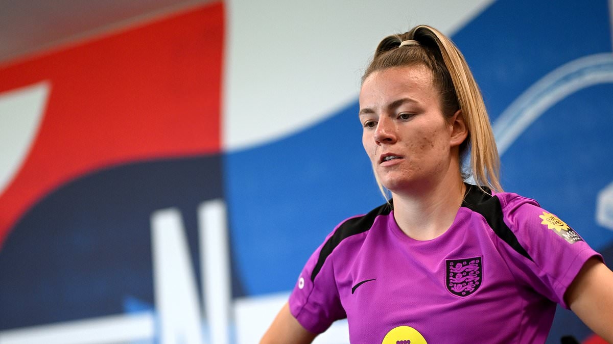 Lauren Hemp is the Lionesses' quiet star who could have been a cricketer, writes TARA ANSON-WALSH - but she's ready to take centre stage at the Euros