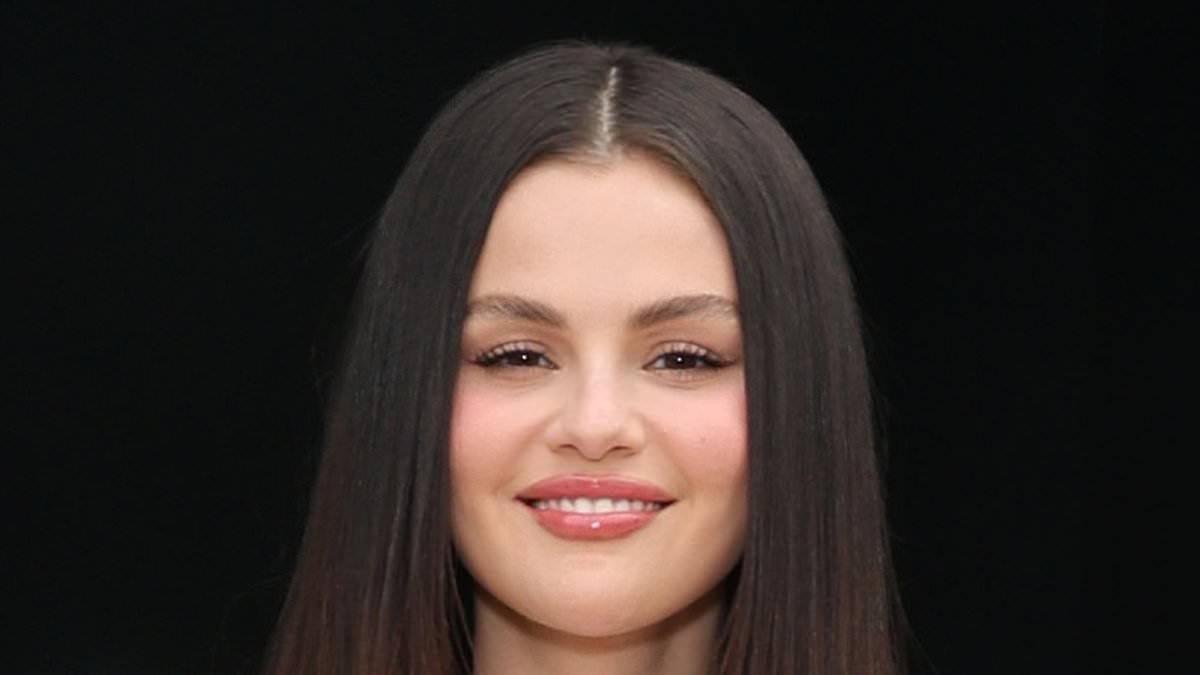 Selena Gomez drops offensive word during interview about speaking Spanish