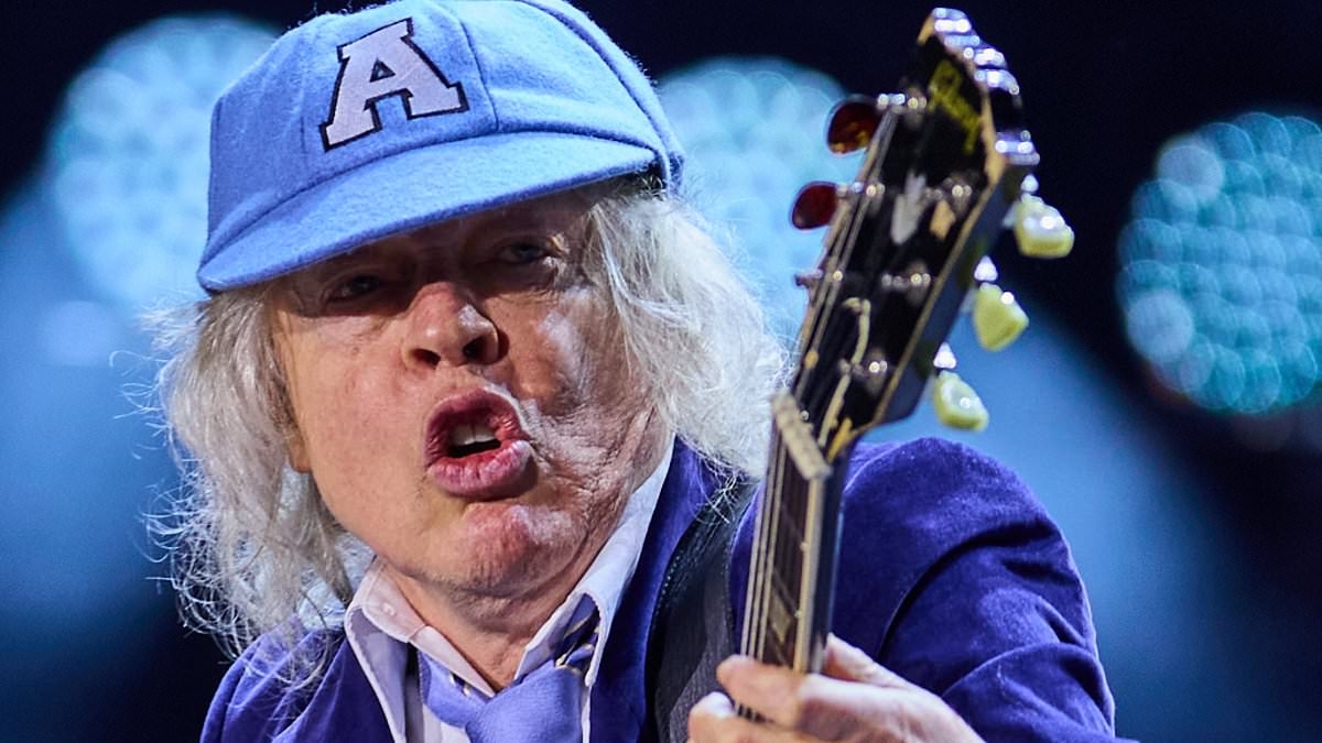 Hundreds of AC/DC fans brave the cold to line up for tickets to first Aussie tour in a decade - after ageing rockers were slammed for lacklustre gigs
