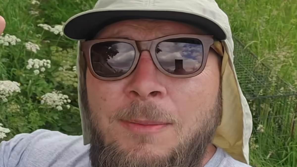 Farmer buys 'deadliest field in the UK' after discovering poisonous plant which can be mistaken for household vegetable
