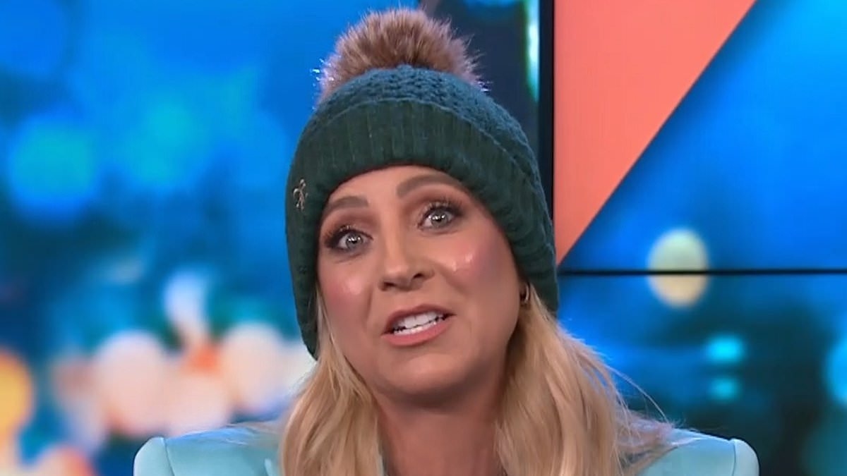 Carrie Bickmore struggles to hold back tears as she returns to The Project for an emotional final episode
