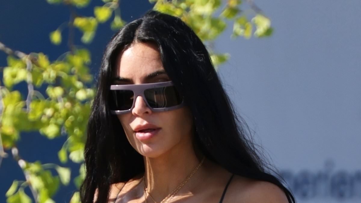 Kim and Khloe Kardashian are the first celebrities to leave Venice after they bailed early from Jeff Bezos and Lauren Sanchez's $20M wedding - despite the party being far from over