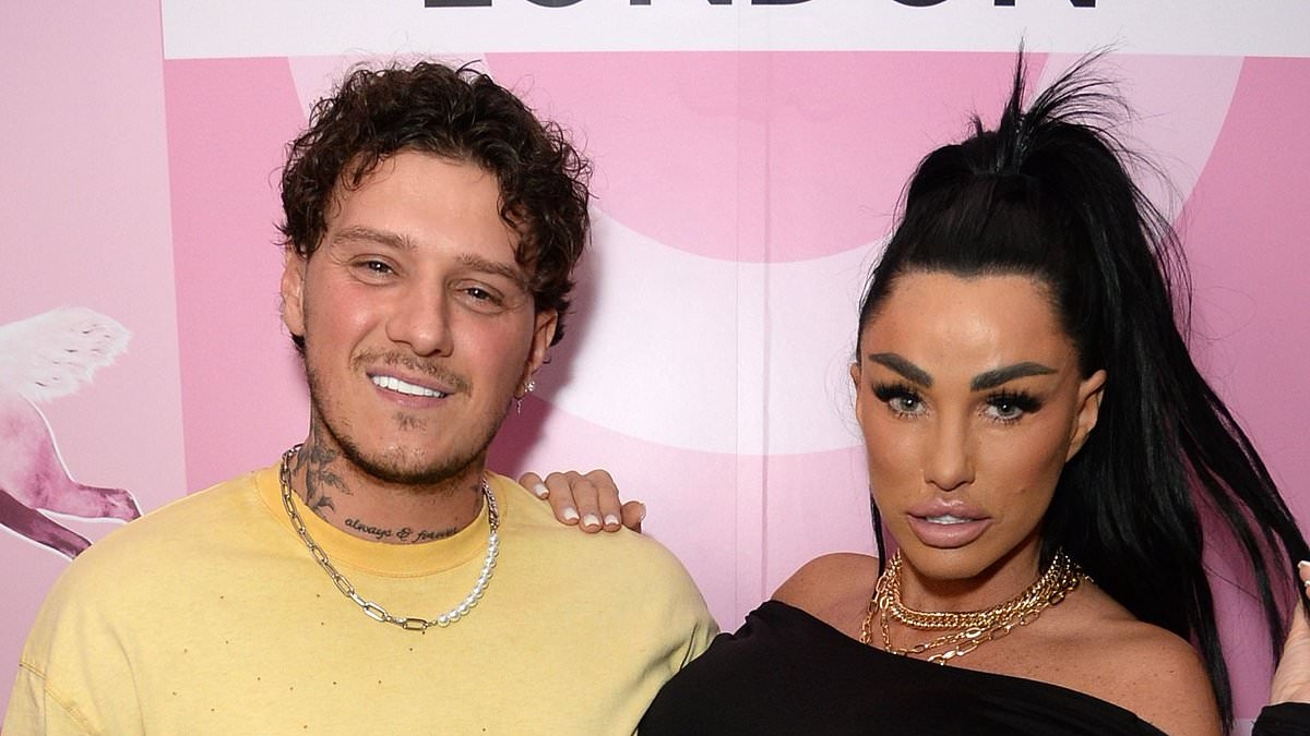 Katie Price's boyfriend JJ Slater 'unfollows' Conor McGregor after her wild time partying with the UFC star in Ibiza