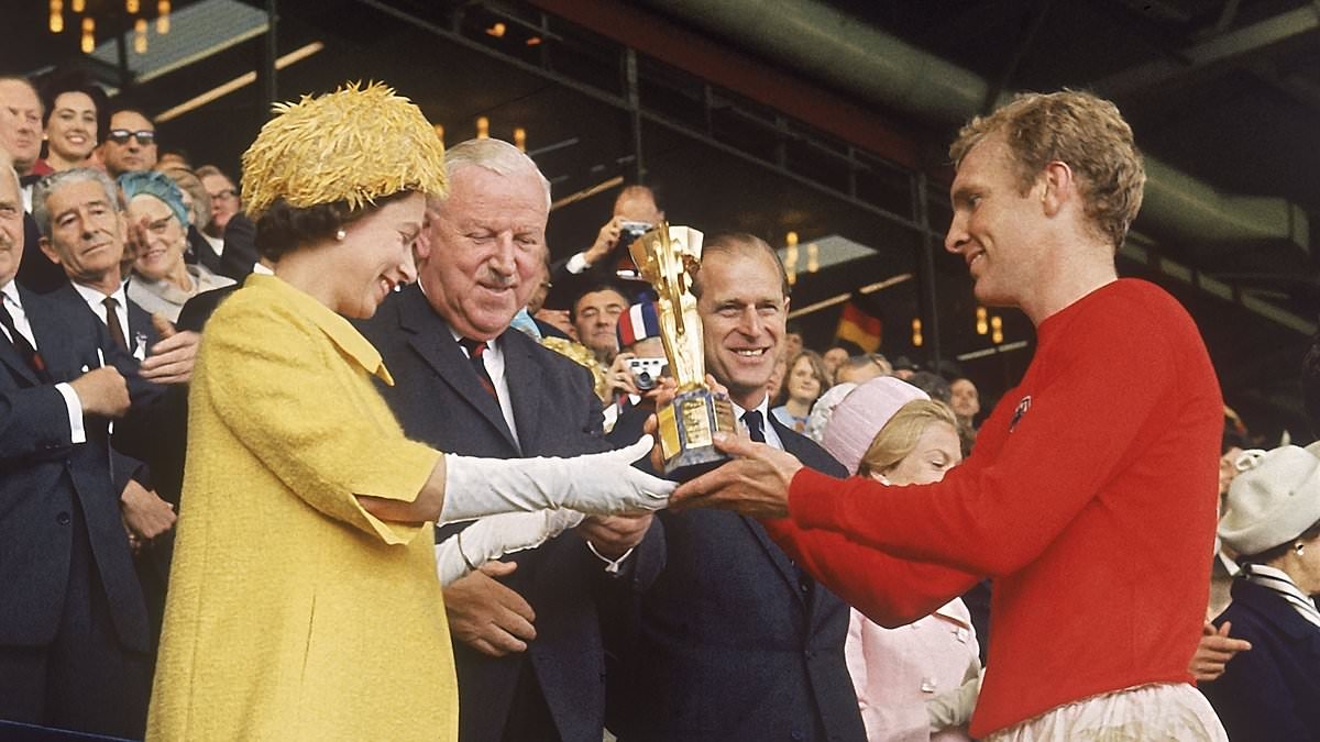 Make Bobby a Knight! English football joins the campaign to honour icon Moore