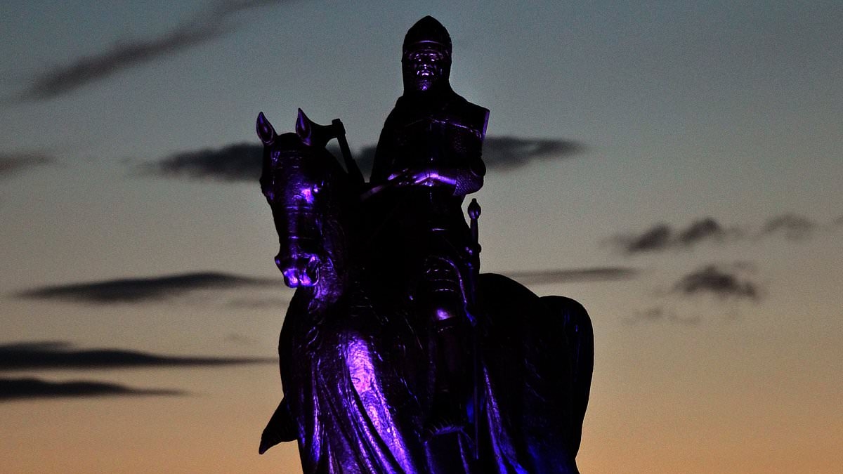 Police called on man singing patriotic folk song Flower of Scotland and another ordering a takeaway in an Indian accent, as Police officers forced to record 6,300 'Non-Crime Hate Incidents' last year