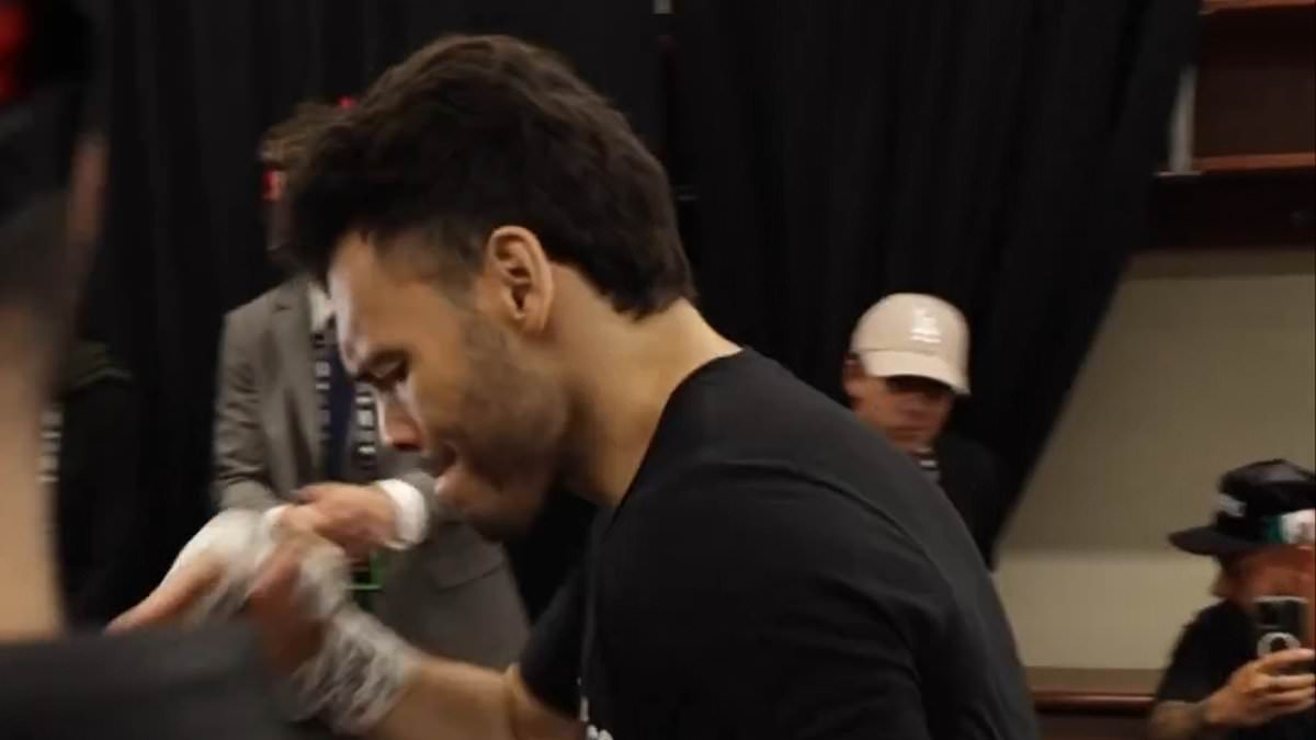 Cameras catch Julio Cesar Chavez Jr's bizarre pre-fight routine before Jake Paul clash